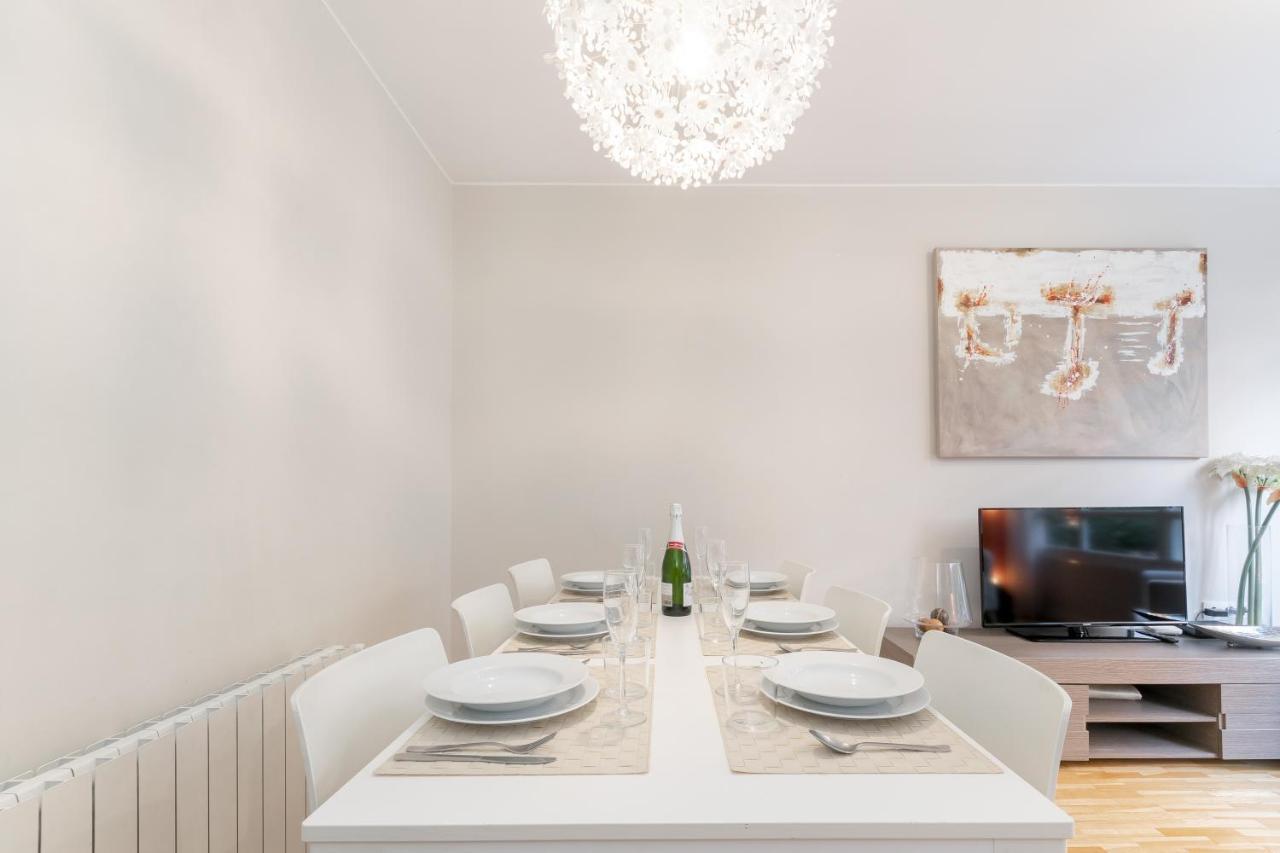 Elegance Barcelona Rentals المظهر الخارجي الصورة